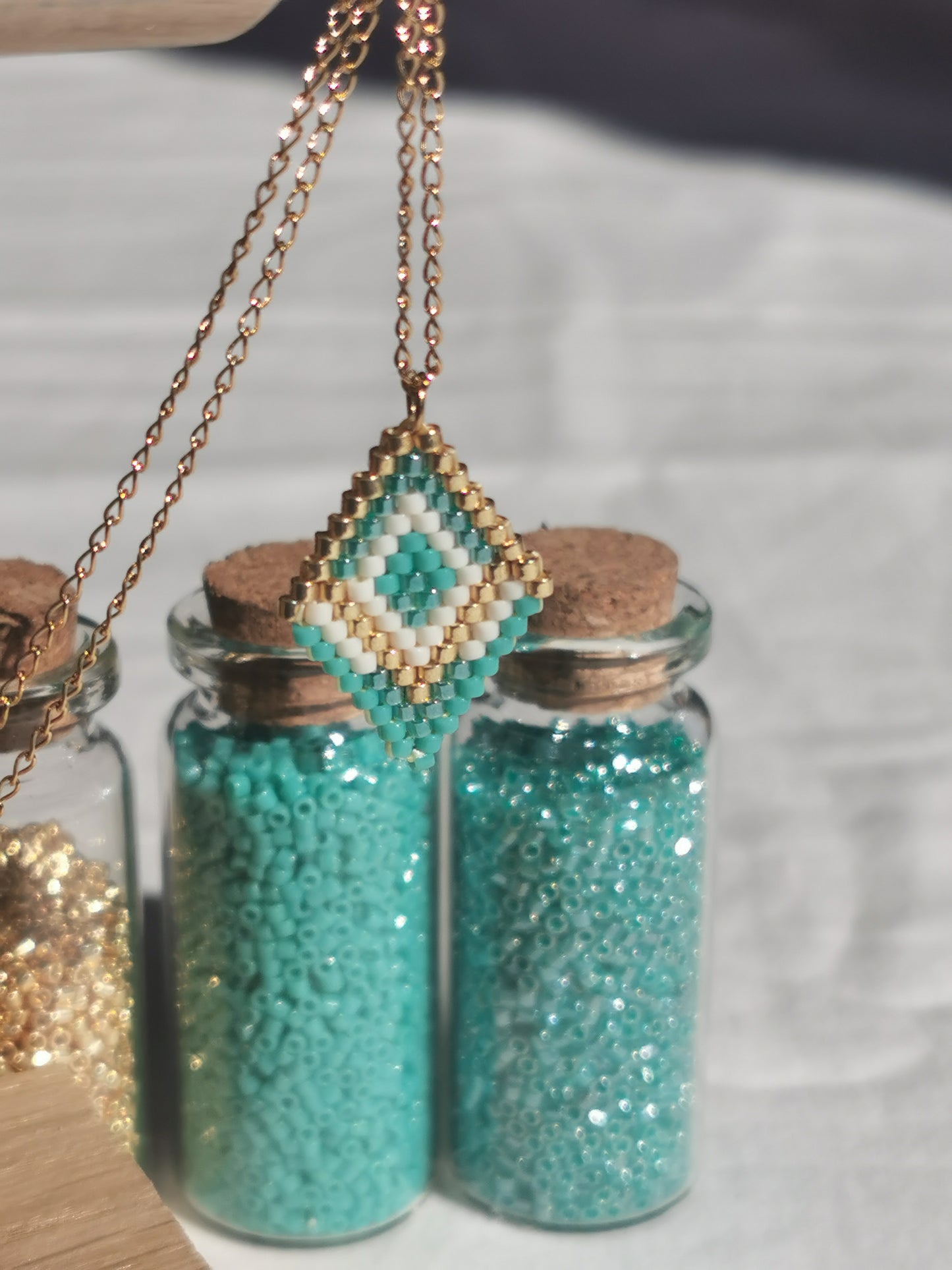 Collier Tissé à la Main
