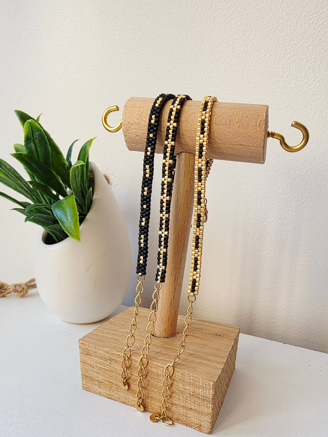 Un bijou est-il solide ? Les 5 points essentiels à vérifier avant d'acheter un bracelet ou une boucle d'oreille