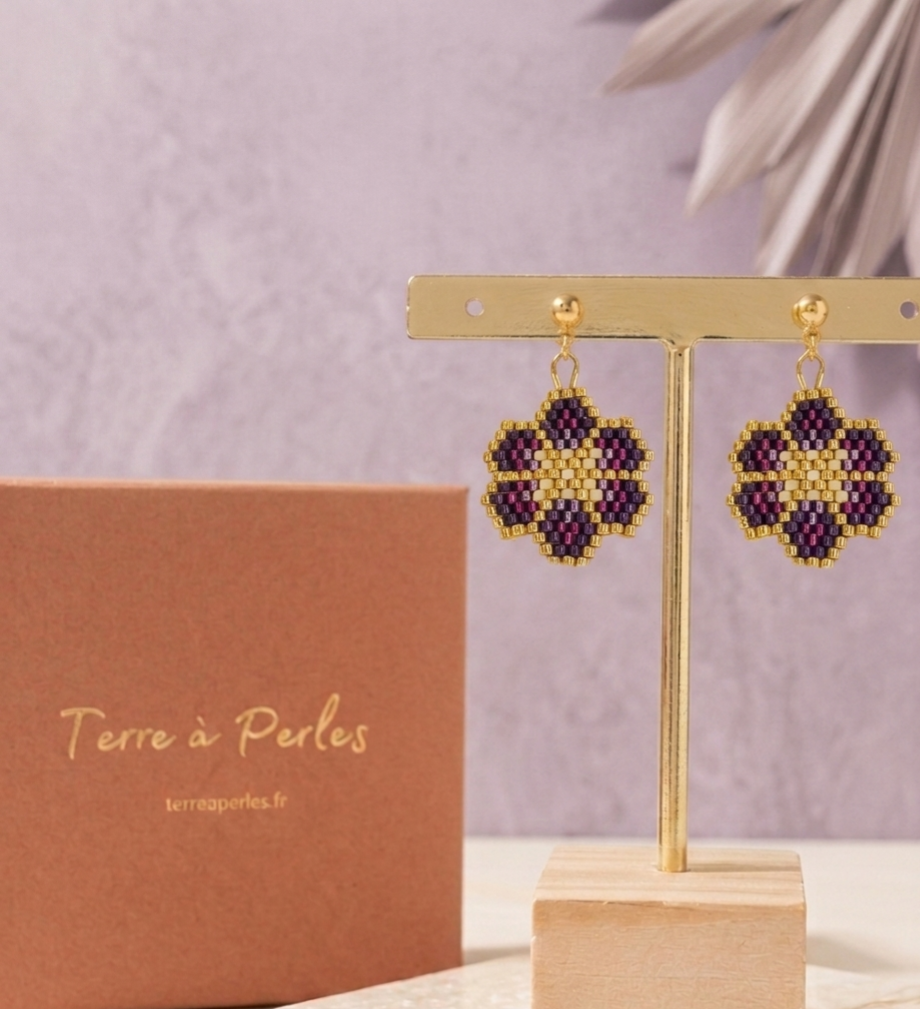Boucle d'oreille Pendante Petite Fleur