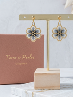 Boucle d'oreille Pendante Petite Fleur