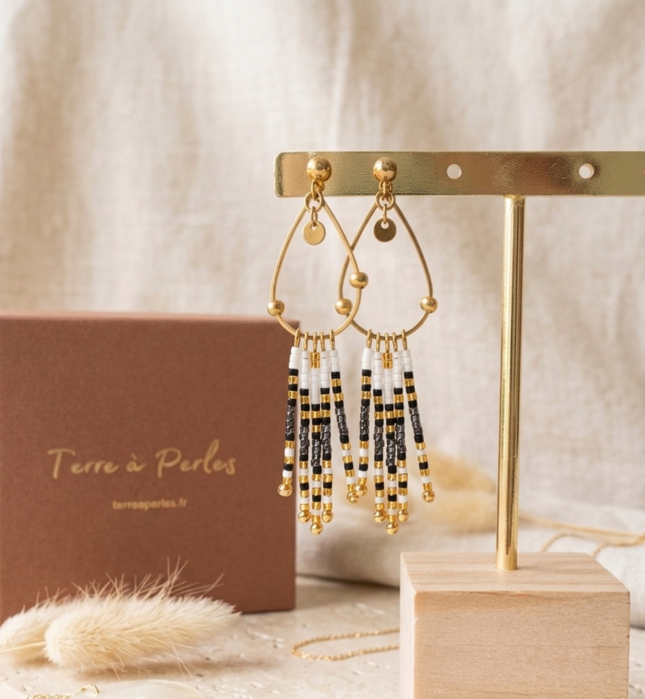 Boucle d’oreille pendante à Franges
