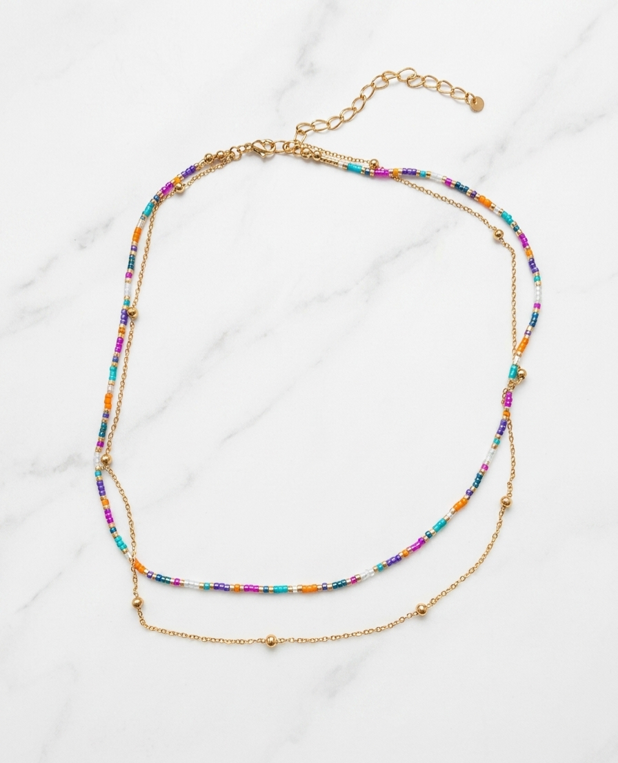 Collier Double Rang – Perles Colorées & Chaîne Dorée