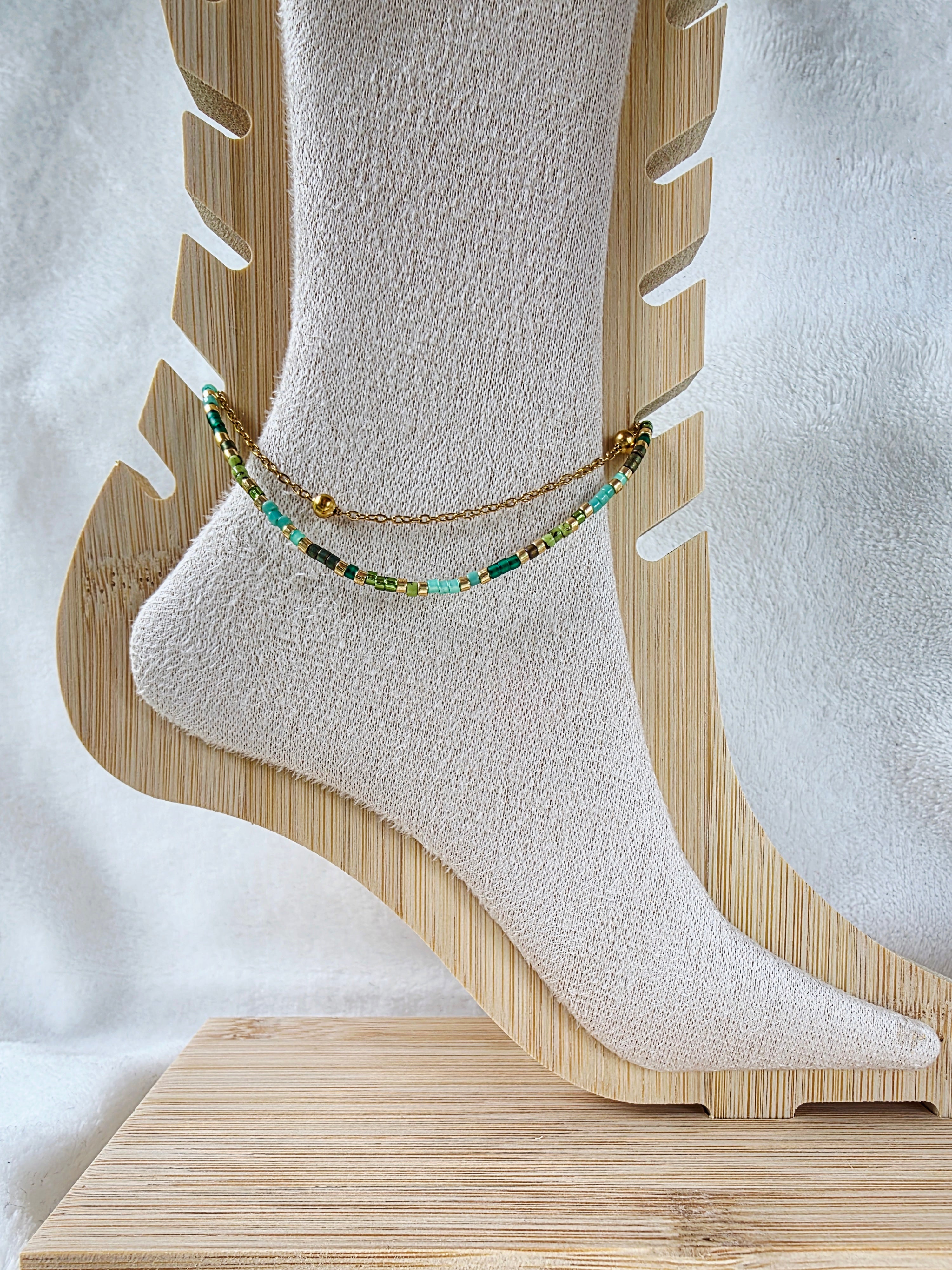 Bracelet de Cheville Double Rang – Perles Colorées & Chaîne Dorée