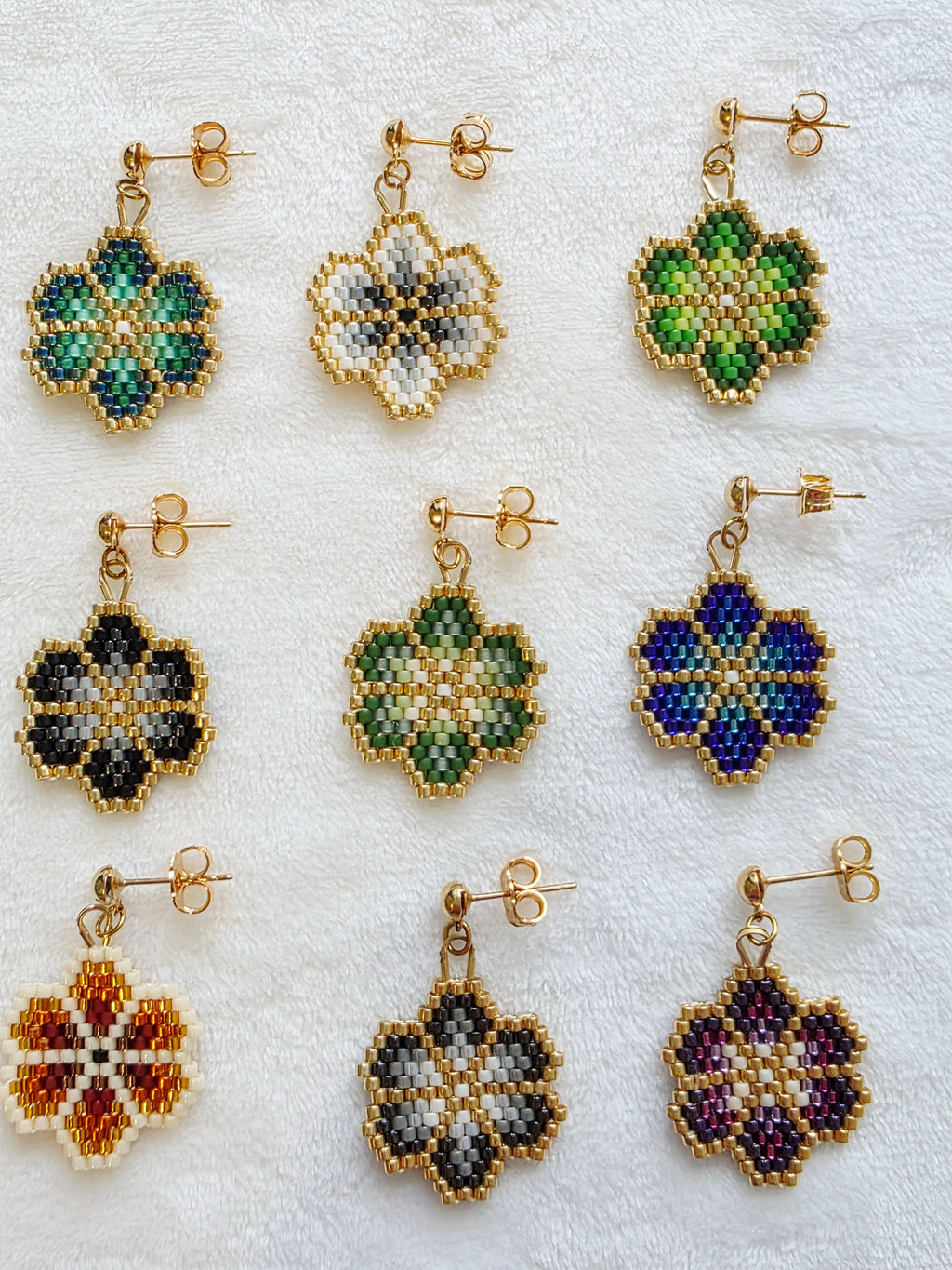 Boucle d'oreille Petite Fleur