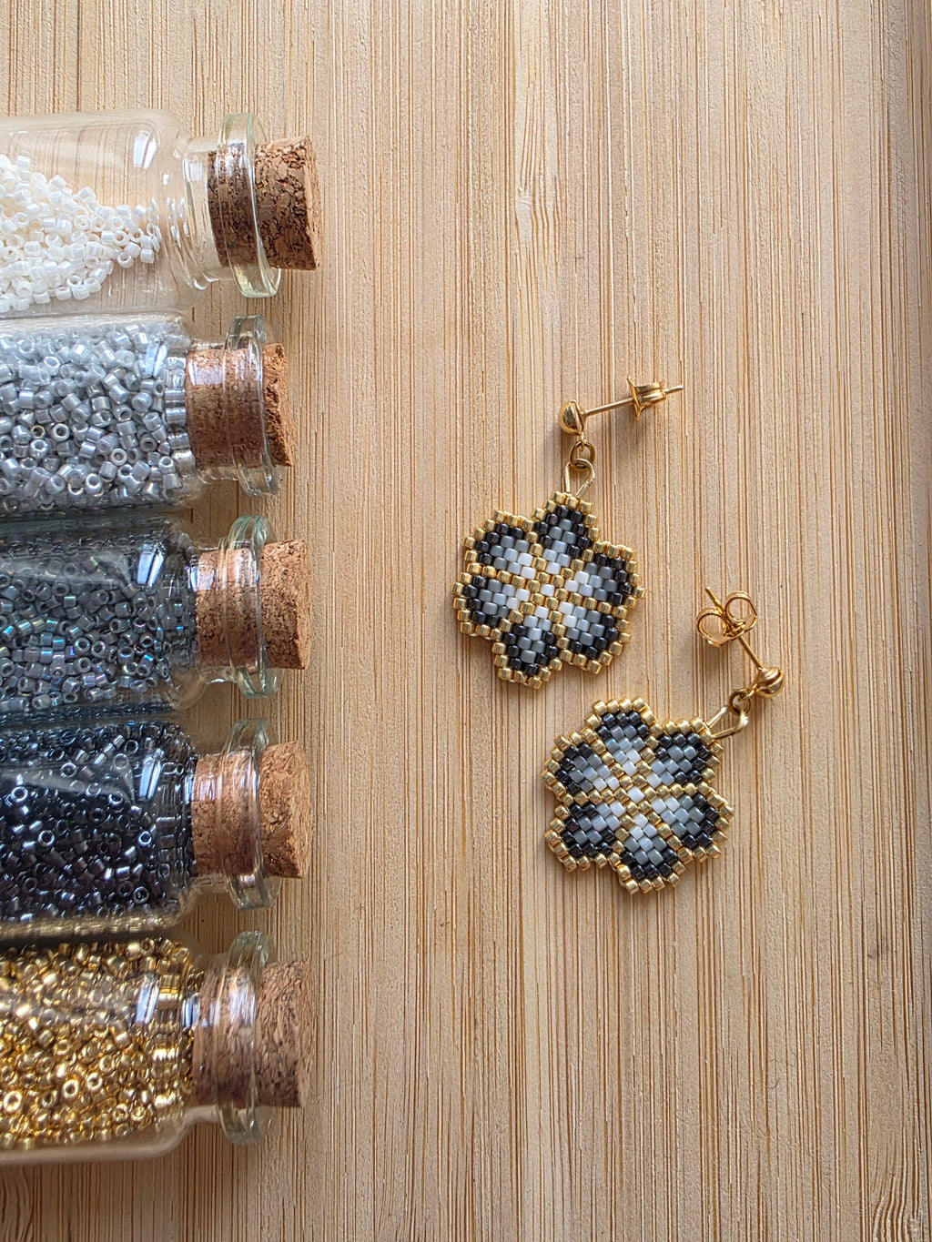 Boucle d'oreille Petite Fleur